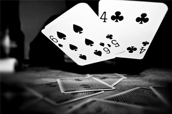 В техасский покер играть онлайн приходят самые различные игроки